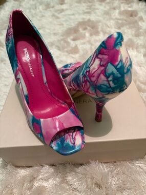 BCBG Pink and Blue Marble Peep-Toe Heels